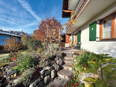 Charmantes 1-2-Familienhaus mit großem Garten – nur wenige Schritte vom Zeller See entfernt