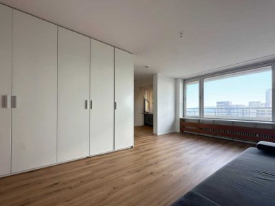 Neues Jahr, endlich Eigenheim! Schick renovierte 2 Zimmer Wohnung mit Weitblick!