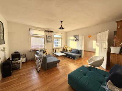 Helle 4-Zimmer-Wohnung in zentraler Lage!
