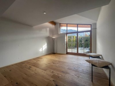 Moderne Terrassenwohnung in ruhiger und zentraler Lage ( 05477 )