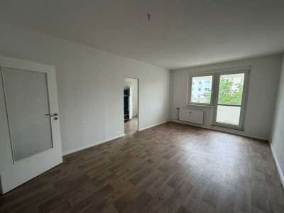 **Perfekt für WG oder Studenten - Moderne 3-Raum-Wohnung mit Einbauküche & Balkon**