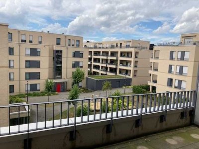 Attraktive 4-Zimmer Wohnung mit großer Loggia - in Essen Zentrum*