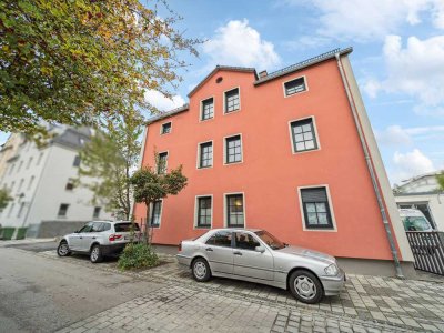 Top saniert!!! Charmante 4-Zimmer-Erdgeschosswohnung mit Garten in Augsburg-Oberhausen