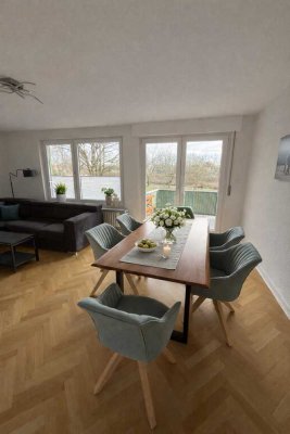 Charmante 4-Zimmer-Wohnung mit Balkon am Kanal – Nachmieter gesucht