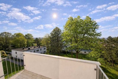 Penthouse Feeling mit Balkon und Aussicht ins Grüne