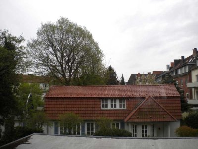 ...TOP AUFTEILUNG FÜR SINGLES MIT BALKON AM SÜDPARK...
