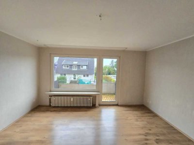 Gepflegte 2,5-Zimmer-Wohnung mit Balkon & Einbauküche