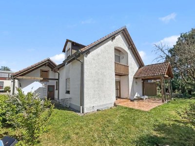Ruhiges Wohnen in Ingolstadt: Einfamilienhaus mit Garten, Keller und Garage