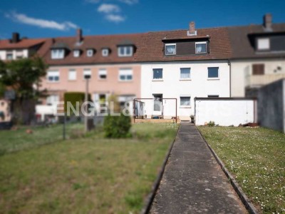 Viel Platz für Ideen: Reihenmittelhaus mit Garten und Keller