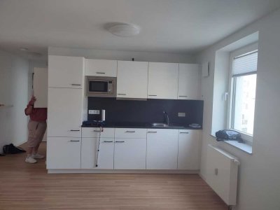Moderne 2-Zimmer-Wohnung mit Einbauküche & Tiefgarage in Würzburg