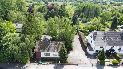 Einfamilienhaus auf großzügigem Grundstück mit Entwicklungspotential