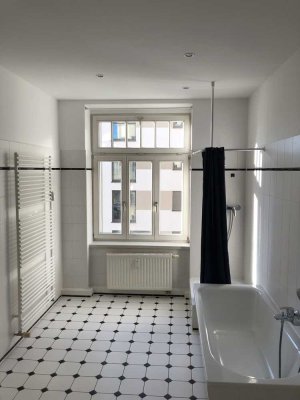 Helle 2-Zimmer-Wohnung im 1. OG in Leipzig Reudnitz-Thonberg