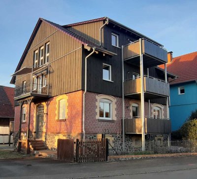 DG 3,5 Zimmer, +2 Bäder, +Balkon u. Gäste WC, Erstbezug nach Komplettausbau in ehemaligem Bauernhaus