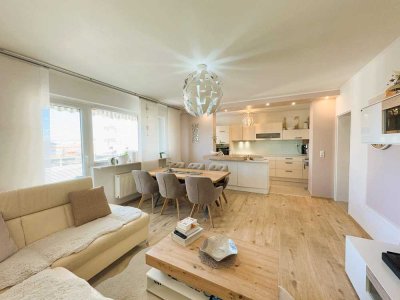 Stilvolle 2-Zimmer-Wohnung mit Balkon + Stellplatz + hochwertiger Küche in Top Lage