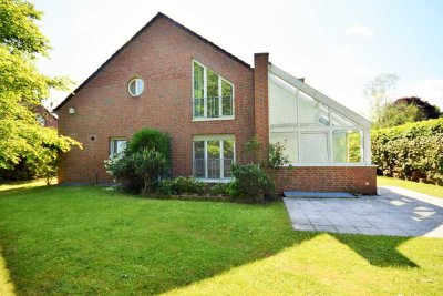 P24 Traumhafte Doppelhaushälfte in Top-Lage **Alt-Wittlaer**