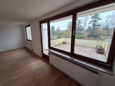 Helle 2-Zimmer-Wohnung mit Terrasse in Krefeld