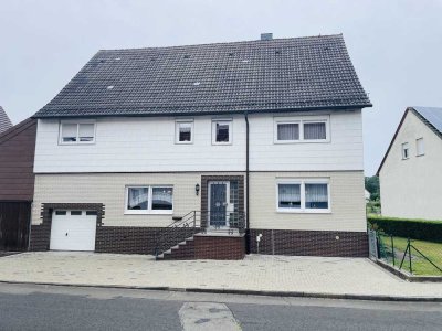 Einfamilienhaus mit viel Platz, Garage und kleinem Garten in Liebenau-Ersen
