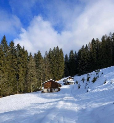Idyllischer kleiner Hof in den Trentiner Dolomiten zu verkaufen