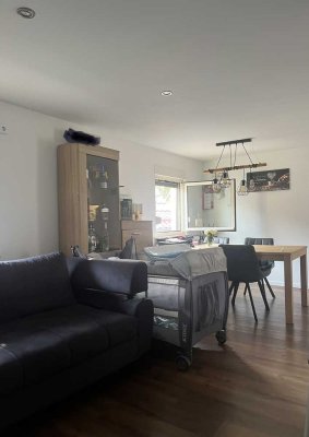Freundliche 2,5-Zimmer-Wohnung in Albersweiler