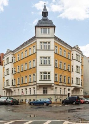 Wohnen auf Zeit: Möblierte Altbauwohnung in ruhiger Nebenstraße der Karli