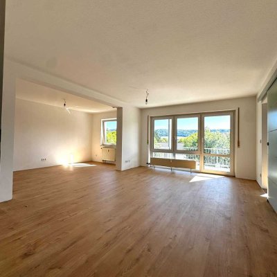 Moderne lichtdurchflutete 4,5 Zimmer Woh. in Aalen Unterrombach,
 Provisionsfrei