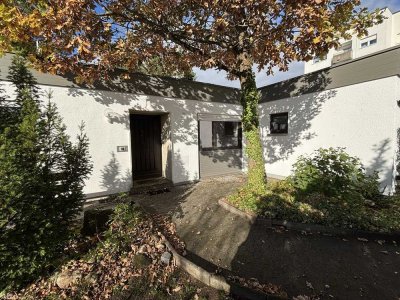 WINKEL-BUNGALOW MIT GROẞZÜGIGEN WOHNEN AUF EINER EBENE