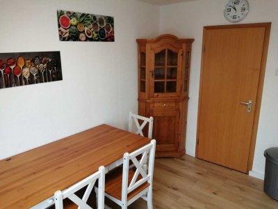 Umfangreich möblierte Wohnung in Wambel