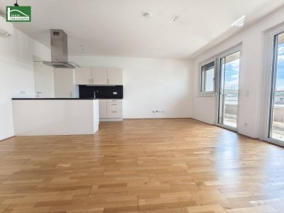 Geräumige Dachgeschosswohnung mit hochwertiger Ausstattung inklusive Klimaanlagen!