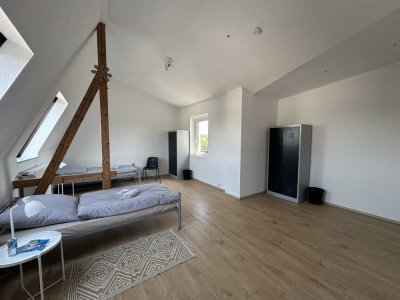 Monteurwohnung in Duisburg-Neudorf – 3 Schlafzimmer, voll möbliert, ideal für 4 Personen