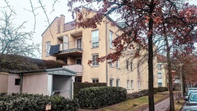 Komfortable Wohnung (vermietet) mit sonniger Loggia in Kirchsteigfeld Potsdam