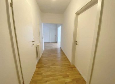 Geräumige 4-Zimmer-Wohnung in Wolfsburg-Schillerteich