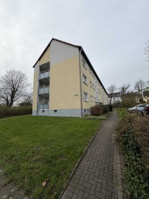 Charmante 3,5-Zimmer-Wohnung mit großem Südbalkon, Grünblick & vielen Extras