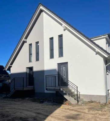 Schöne Doppelhaus in Berlin-Staaken