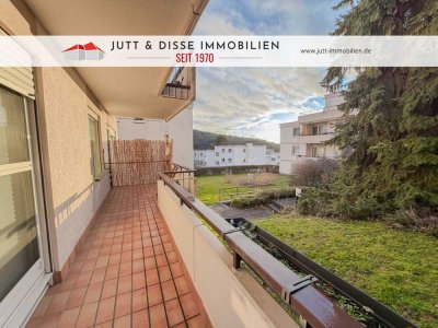 Modernes Wohnambiente mit 3 - 4 Zimmern, sonnigem Balkon, Aufzug u. Garage in Baden-Baden