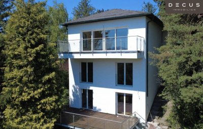 IDYLLE - EINFAMILIENHAUS IN ROMANTISCHER HANGLAGE - ERSTBEZUG NACH KOMPLETTSANIERUNG ZUM NIEDRIGENERGIEHAUS - FERNBLICK