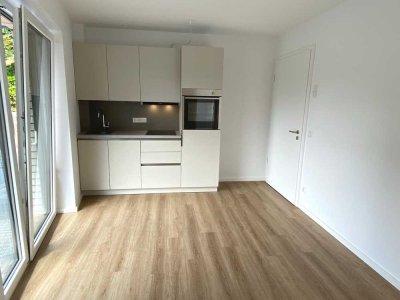 NUR für 1 Person: 1-Raum-Appartement mit Terrasse und EBK am Düesbergweg!