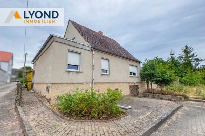 Einfamilienhaus mit Anbau und viel Gestaltungsspielraum in Endorf!