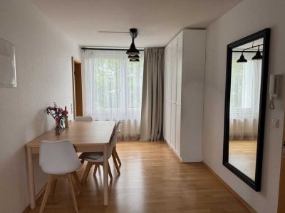Top-Anbindung & Teilmöbliert: Helle 80 m² Wohnung mit 2 Balkonen und Tiefgarage