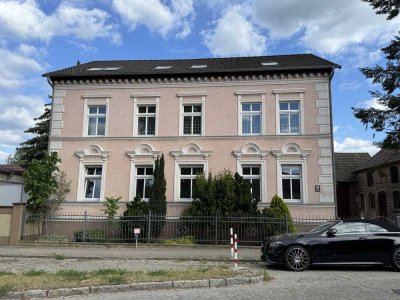 Stilvolle 1-Raum-Wohnung mit gehobener Innenausstattung mit Balkon und EBK in Blankenfelde-Mahlow