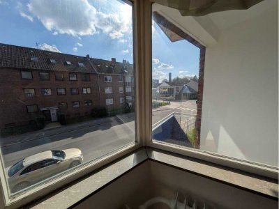 Einfache 1-Zimmer-Wohnung mit Balkon - günstig & zentral gelegen