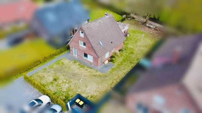 Modernisiertes Einfamilienhaus mit zwei Anliegerwohnungen – Attraktive Kapitalanlage!