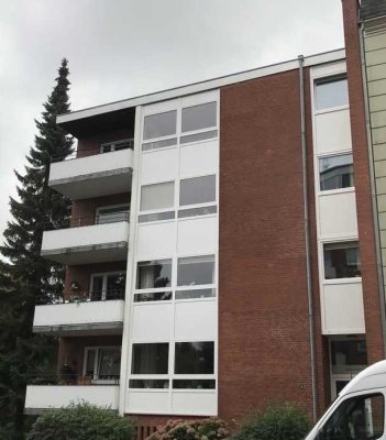 Frisch renovierte 2-Zimmer-Wohnung mit Balkon in Flensburg für Paare oder Singles
