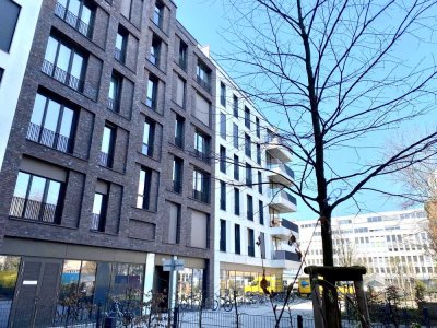Ruhige Oase in Downtown Berlin I Hochwertige Wohnung im exklusiven SCHOENEGARTEN ! Bezugsfrei!