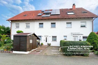 RESERVIERT: Modernes Reihenmittelhaus mit EBK & Photovoltaik in Mönchenholzhausen/ östlich von Erfur