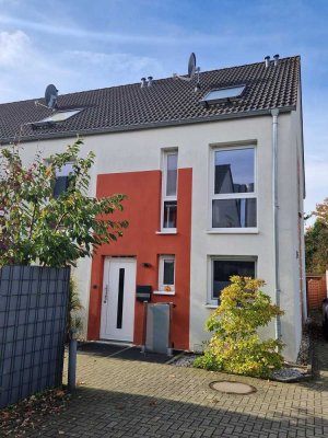 OHNE MAKLER - Charmantes und gepflegtes Reihenendhaus in Ratingen-Tiefenbroich