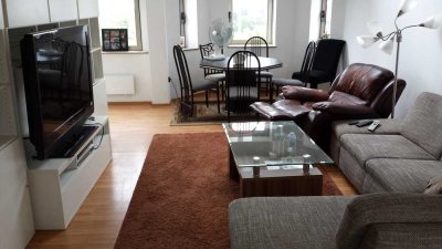 5 Zimmer - Maisonette / Küche,  2 Bäder,  mitten in der Stadt mit einer großen Terrasse/ ruhig