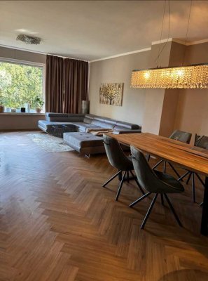 Schöne 3-Zimmer-EG-Wohnung mit luxuriöser Innenausstattung mit Balkon und EBK in Hagen