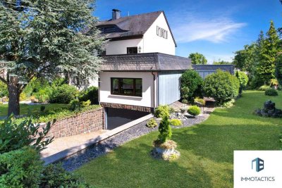 Großzügiges Einfamilienhaus mit 280 m² Wohnfläche und traumhaftem Garten in Top-Lage!