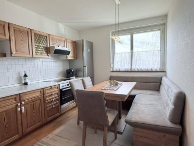 3 Zimmer-Wohnung - 1. OG - ca. 82,50 m² - Loggia - PKW-Abstellplatz.