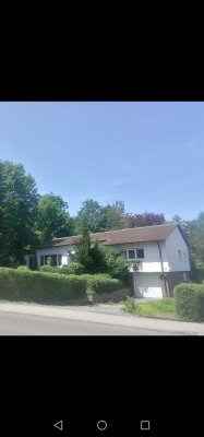 Einfamilienhaus, 1567 m2 Grund, Bungalow, unterkellert, in gesuchter ruhiger Lage am Stadtrand